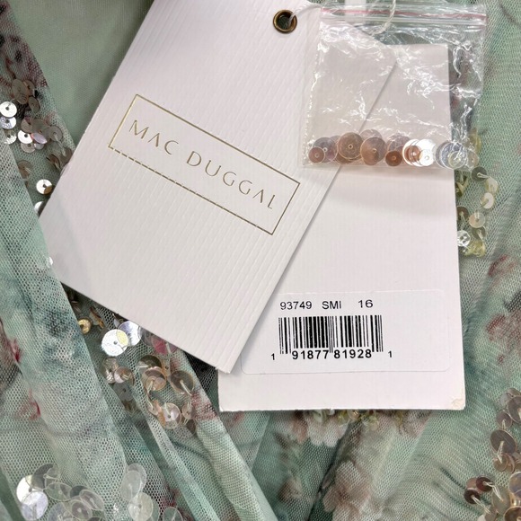 Mac Duggal NEW Seamist Green Embellished Butterfly Sleeve Faux Wrap Gown Size 16 - Picture 9 of 13